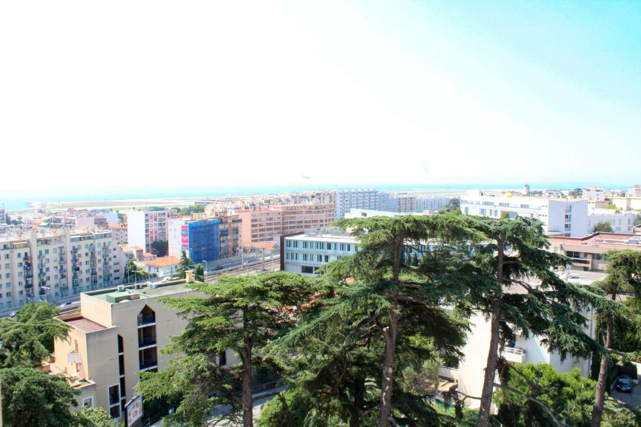 Nice Apartment Bagian luar foto